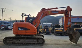 Doosan DX140R Crawler Excavator